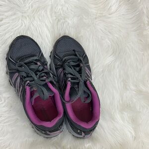 New Balance Women's Charcoal and Magenta Sneakers